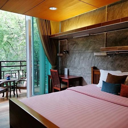 Loei Huen Hao Hug Home&Resort Buitenkant foto