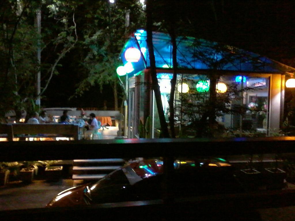 Loei Huen Hao Hug Home&Resort Buitenkant foto