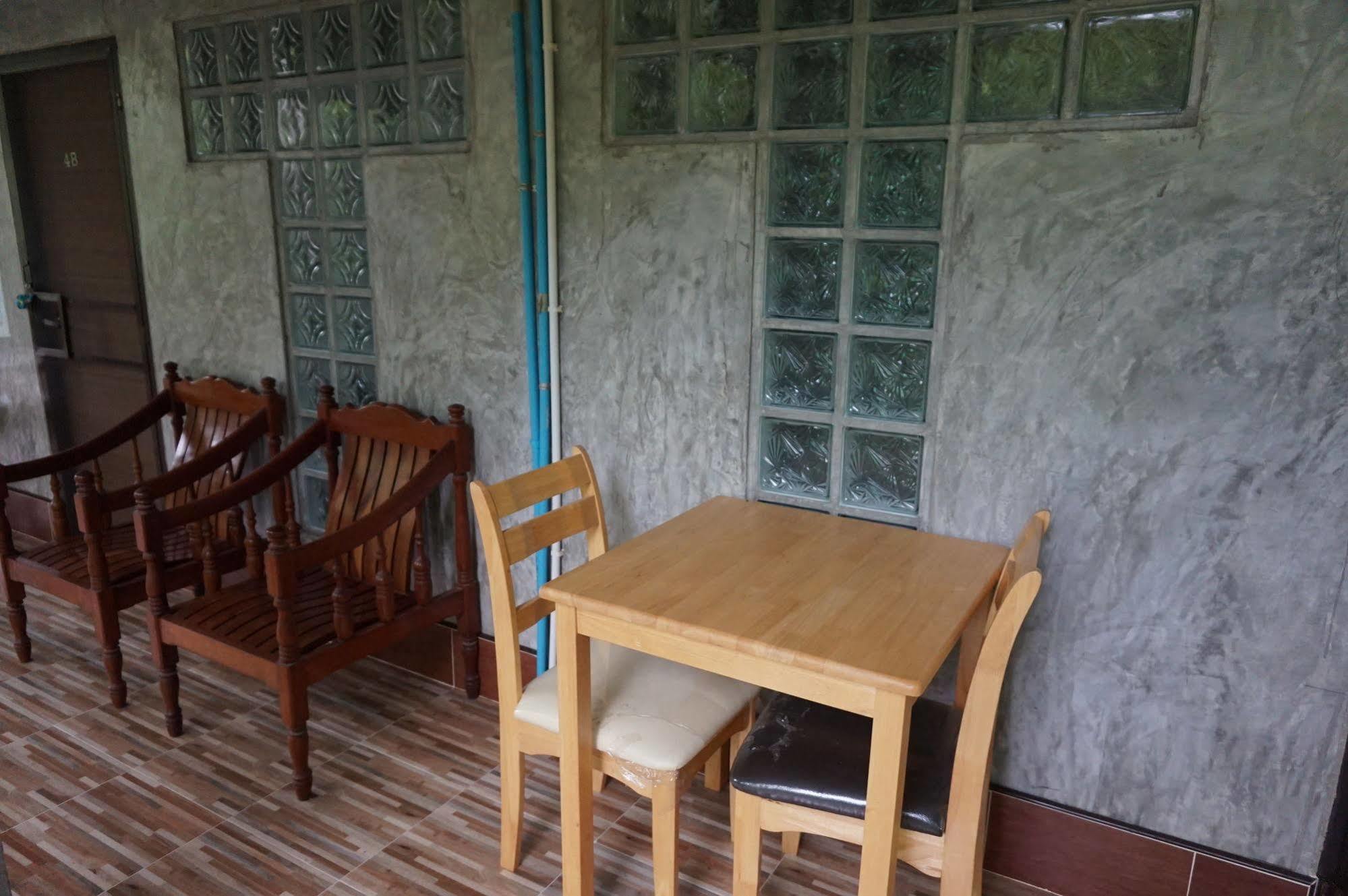 Loei Huen Hao Hug Home&Resort Buitenkant foto