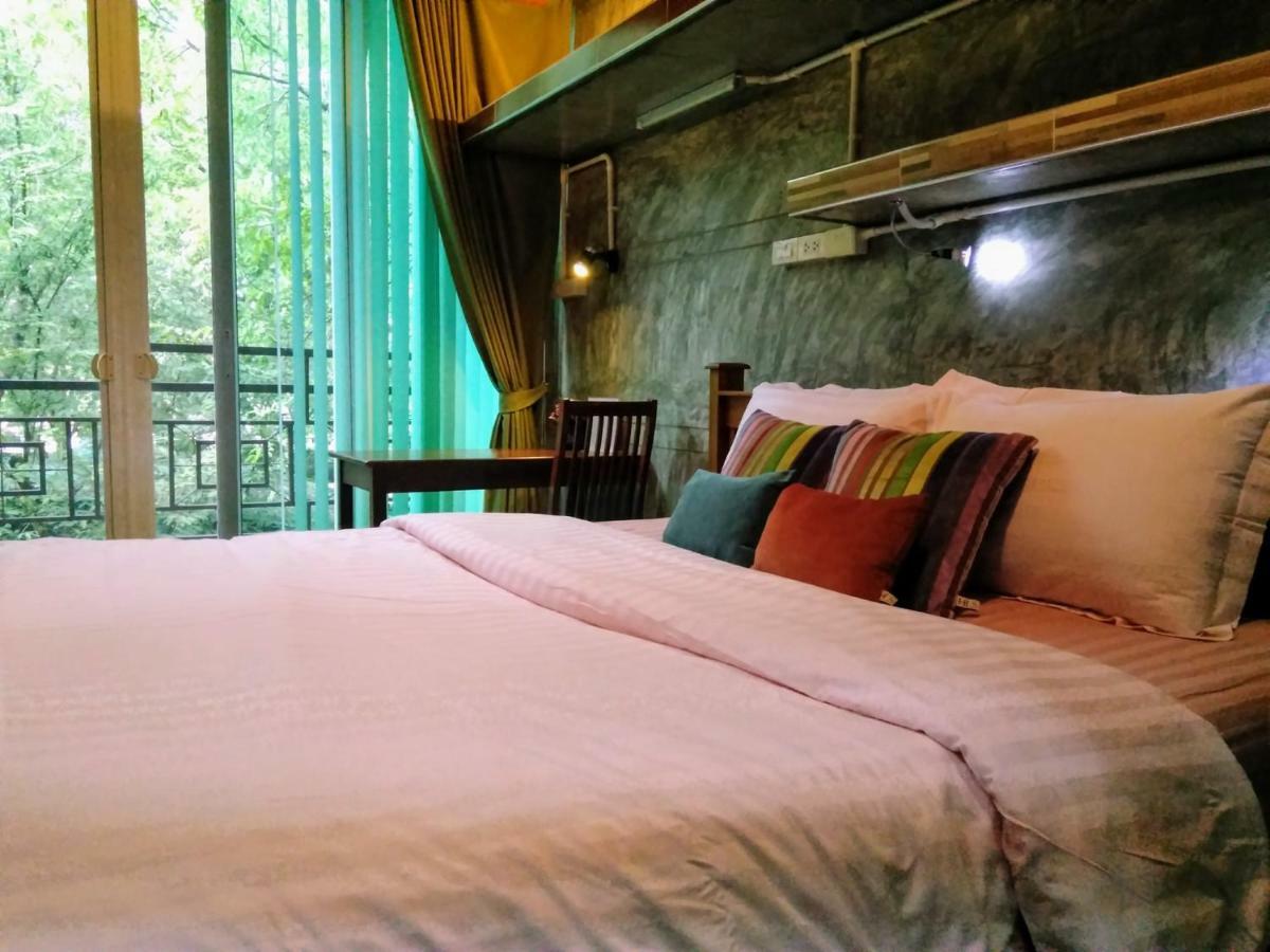 Loei Huen Hao Hug Home&Resort Buitenkant foto