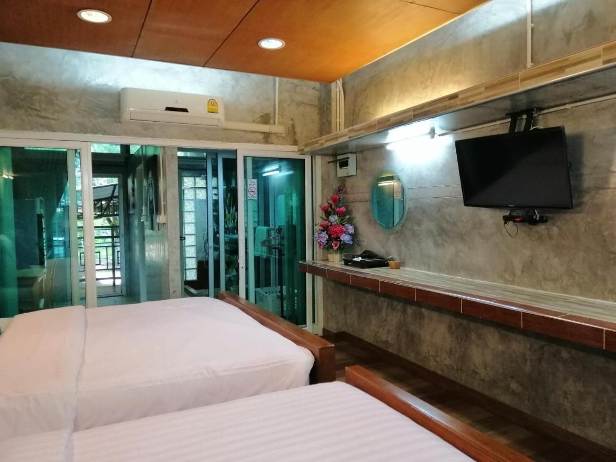 Loei Huen Hao Hug Home&Resort Buitenkant foto