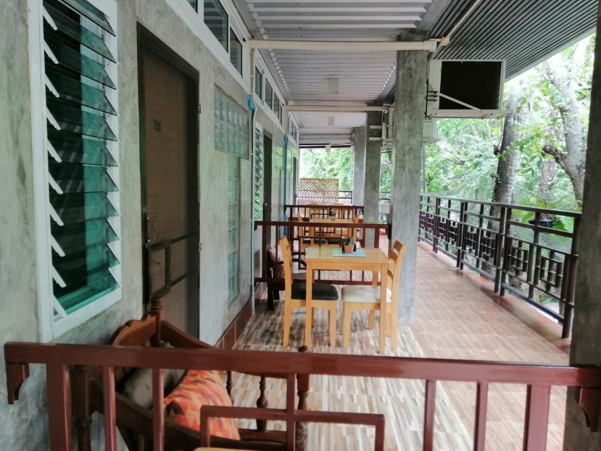 Loei Huen Hao Hug Home&Resort Buitenkant foto